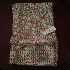 LAST CALL NWT LOFT infinity scarf